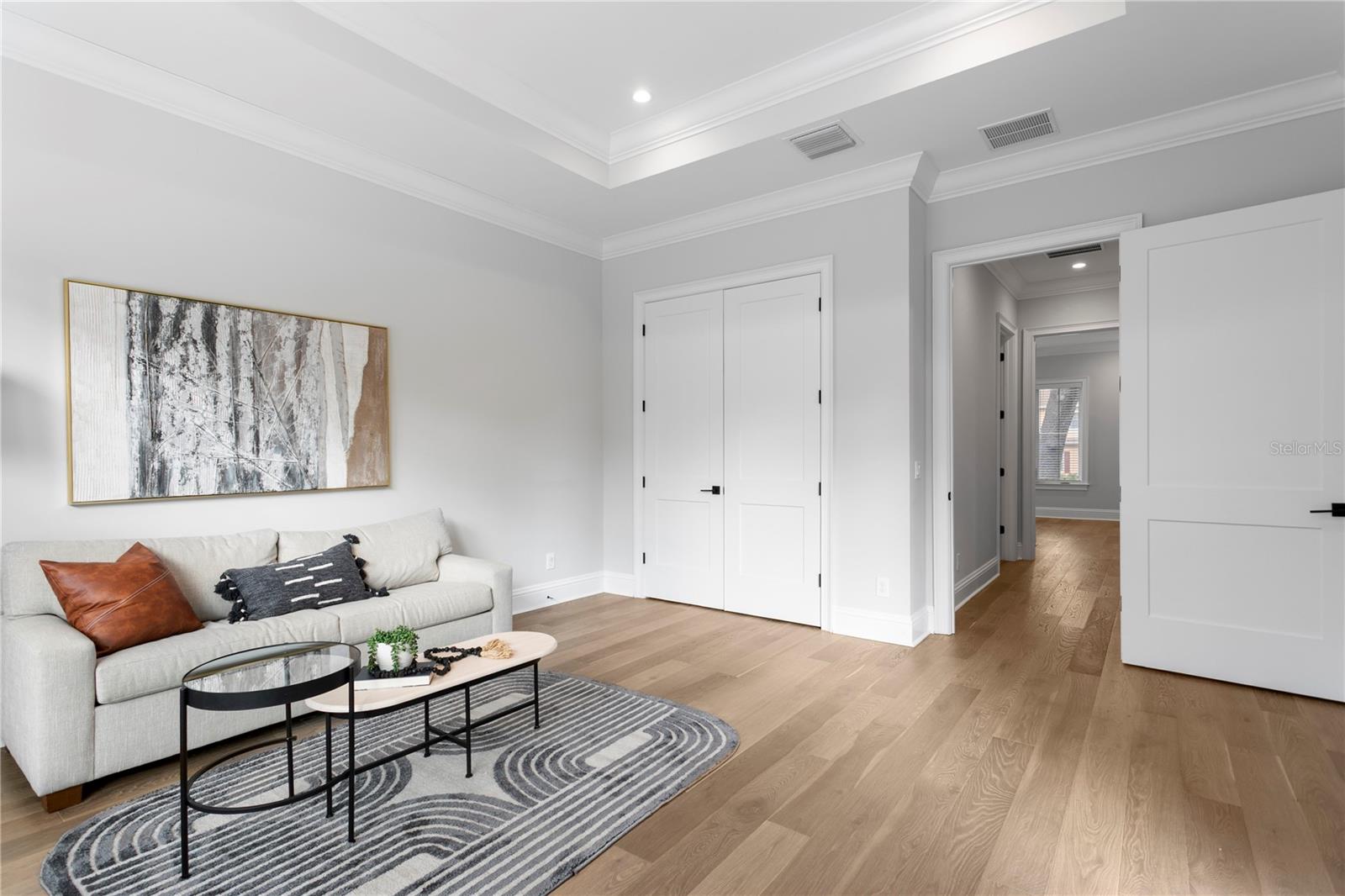 TB8464807 Property Photo