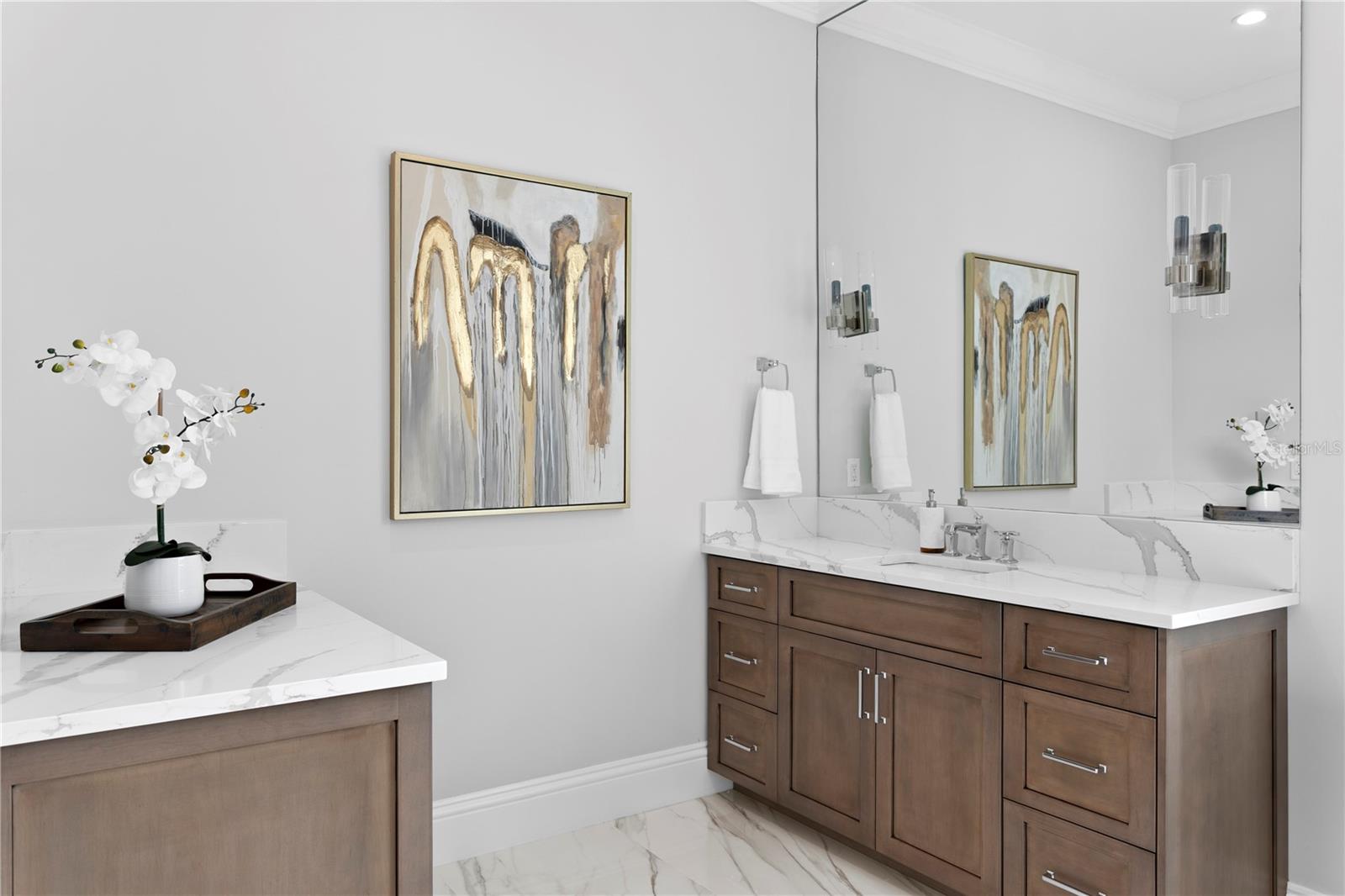 TB8464807 Property Photo