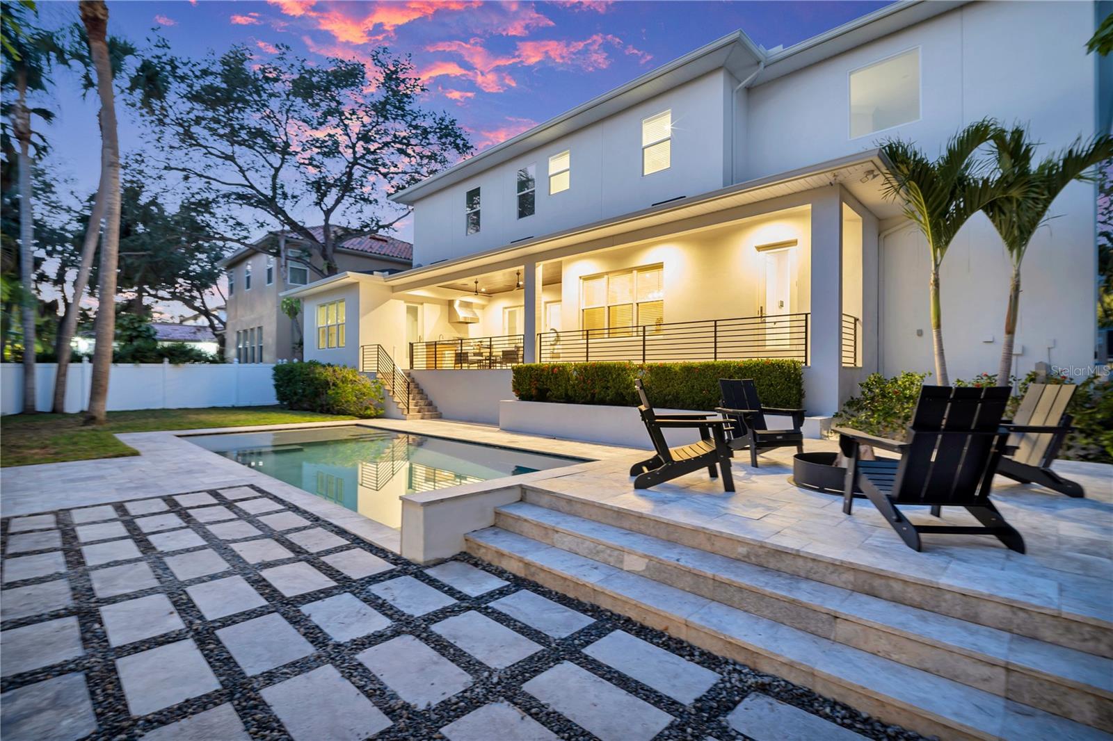 TB8464807 Property Photo