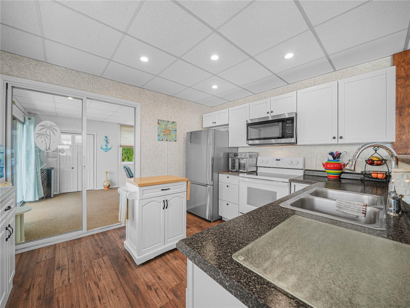 K4903217 Property Photo