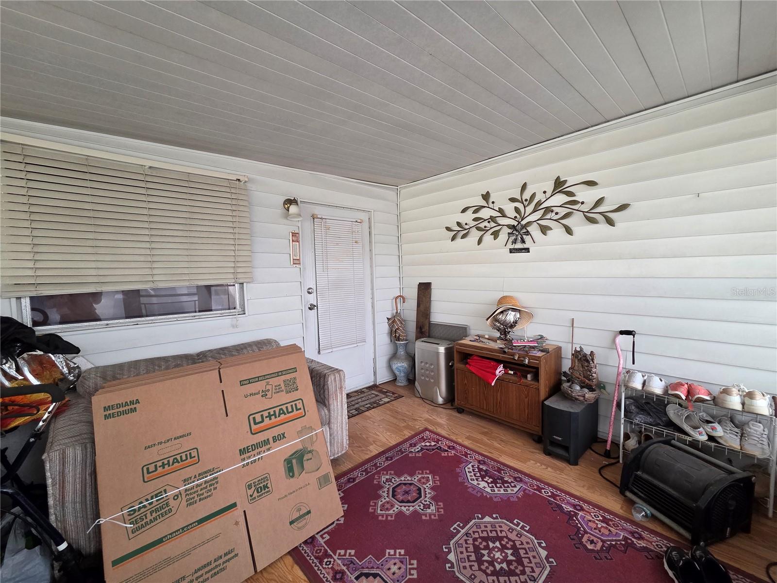 TB8464816 Property Photo