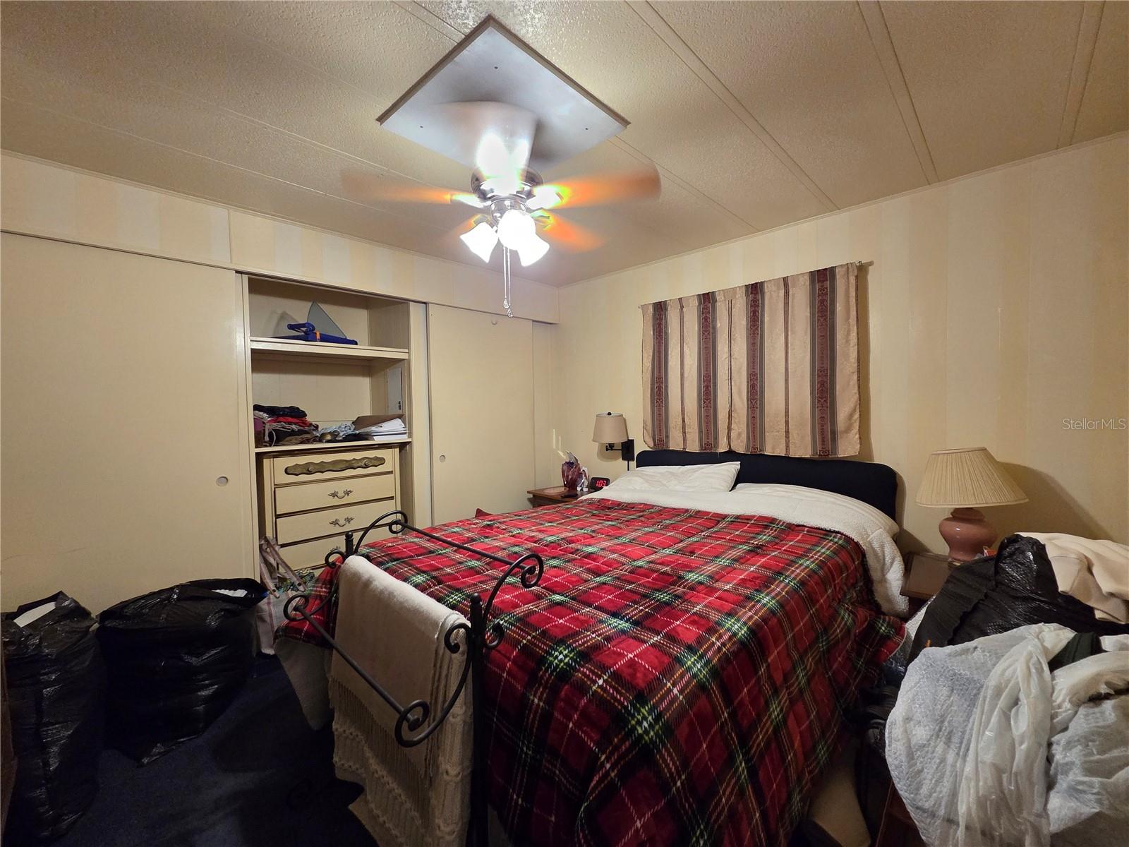 TB8464816 Property Photo