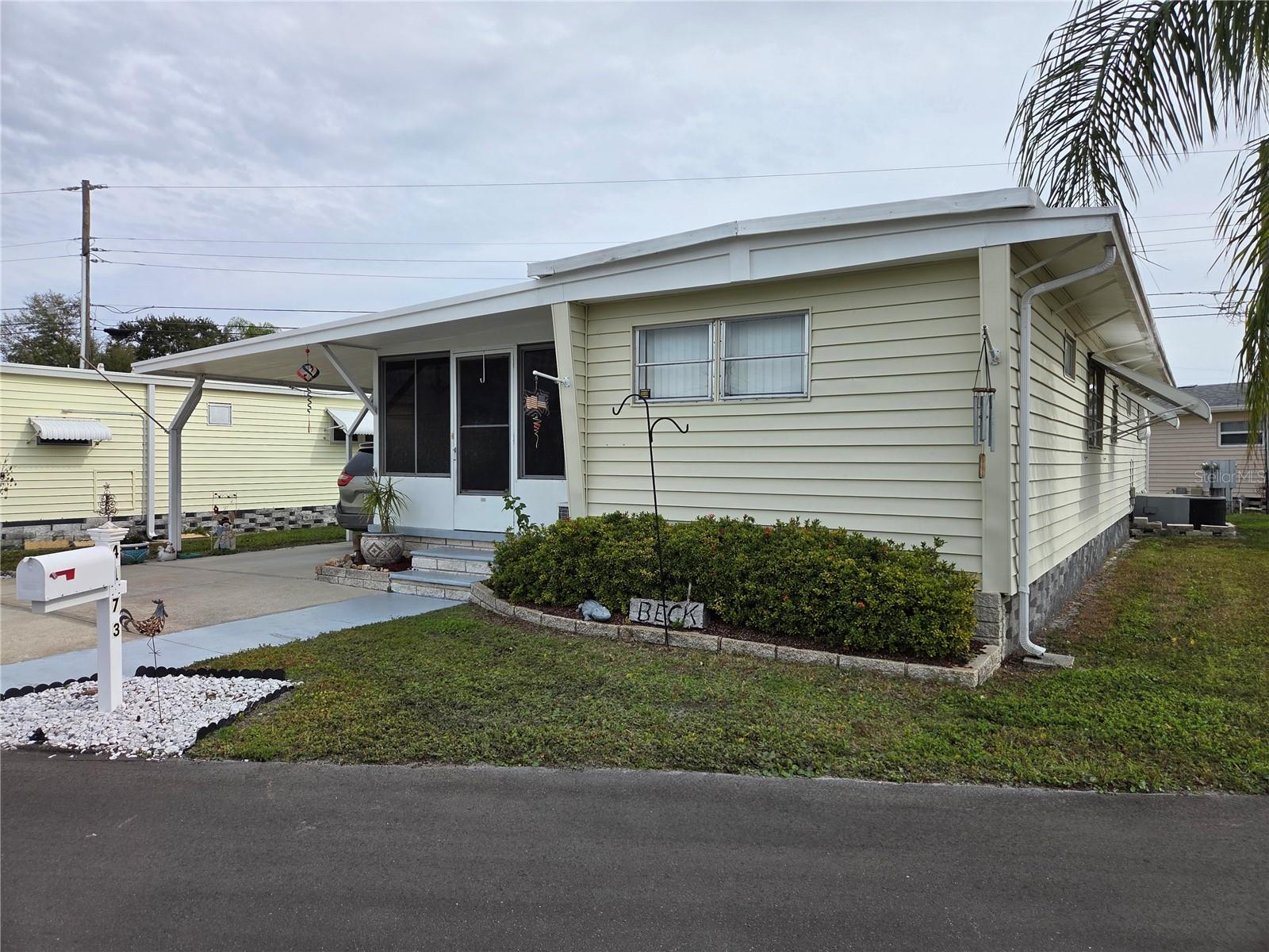 TB8464816 Property Photo