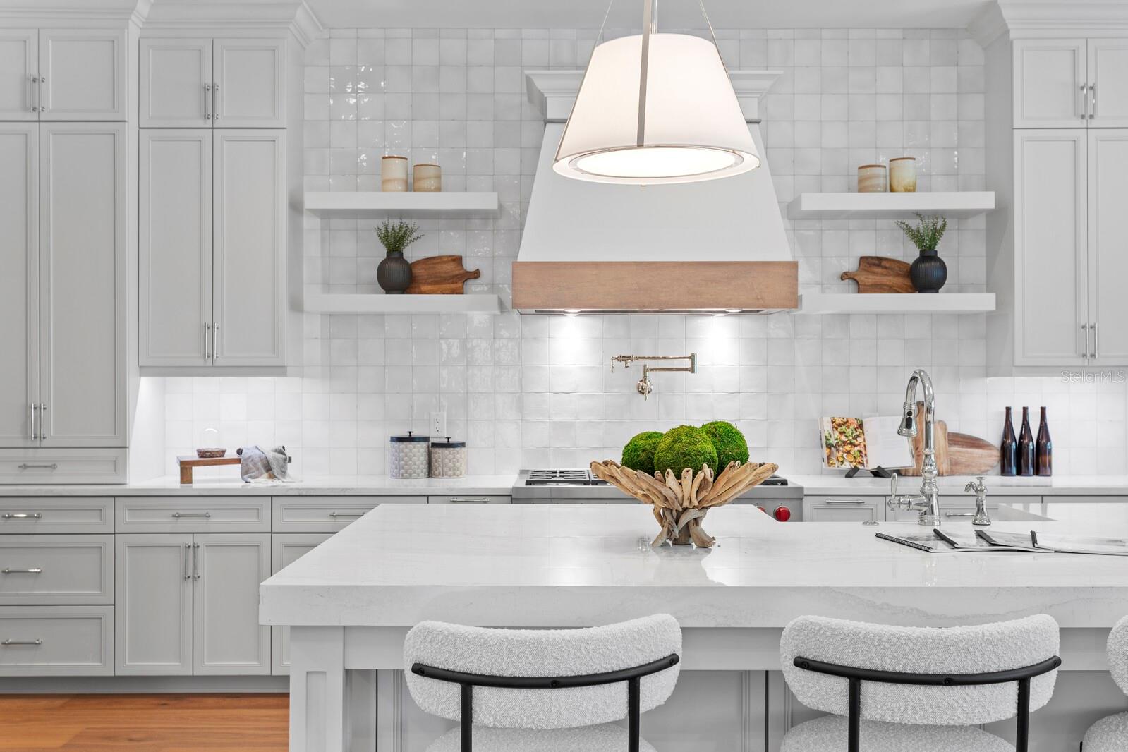 4536 W SWANN AVE, TAMPA, FL, 33609