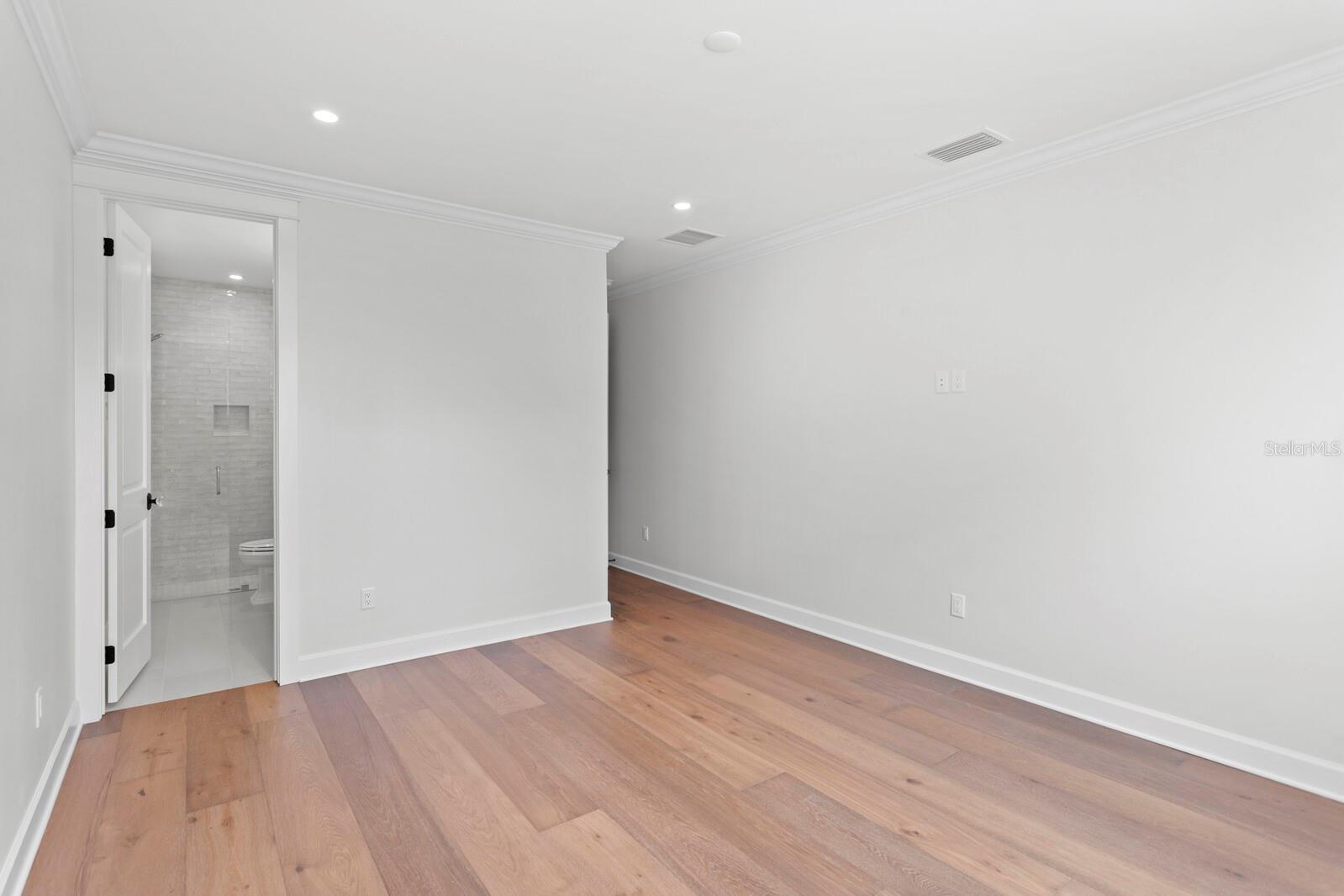 4536 W SWANN AVE, TAMPA, FL, 33609