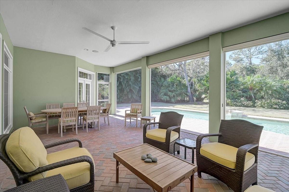 A4678423 Property Photo