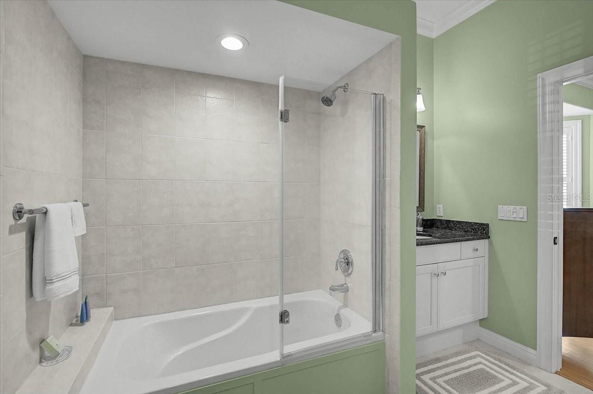 A4678423 Property Photo