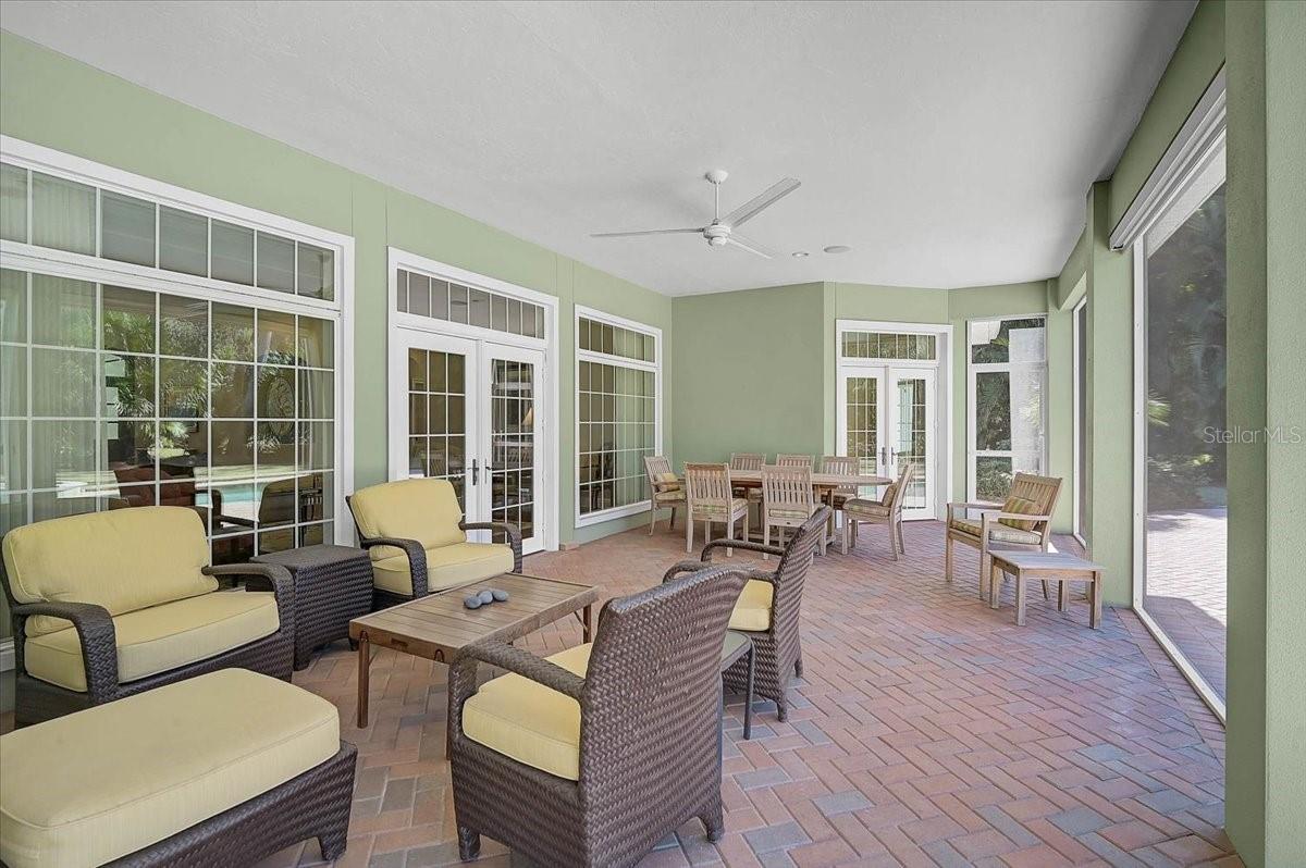 A4678423 Property Photo