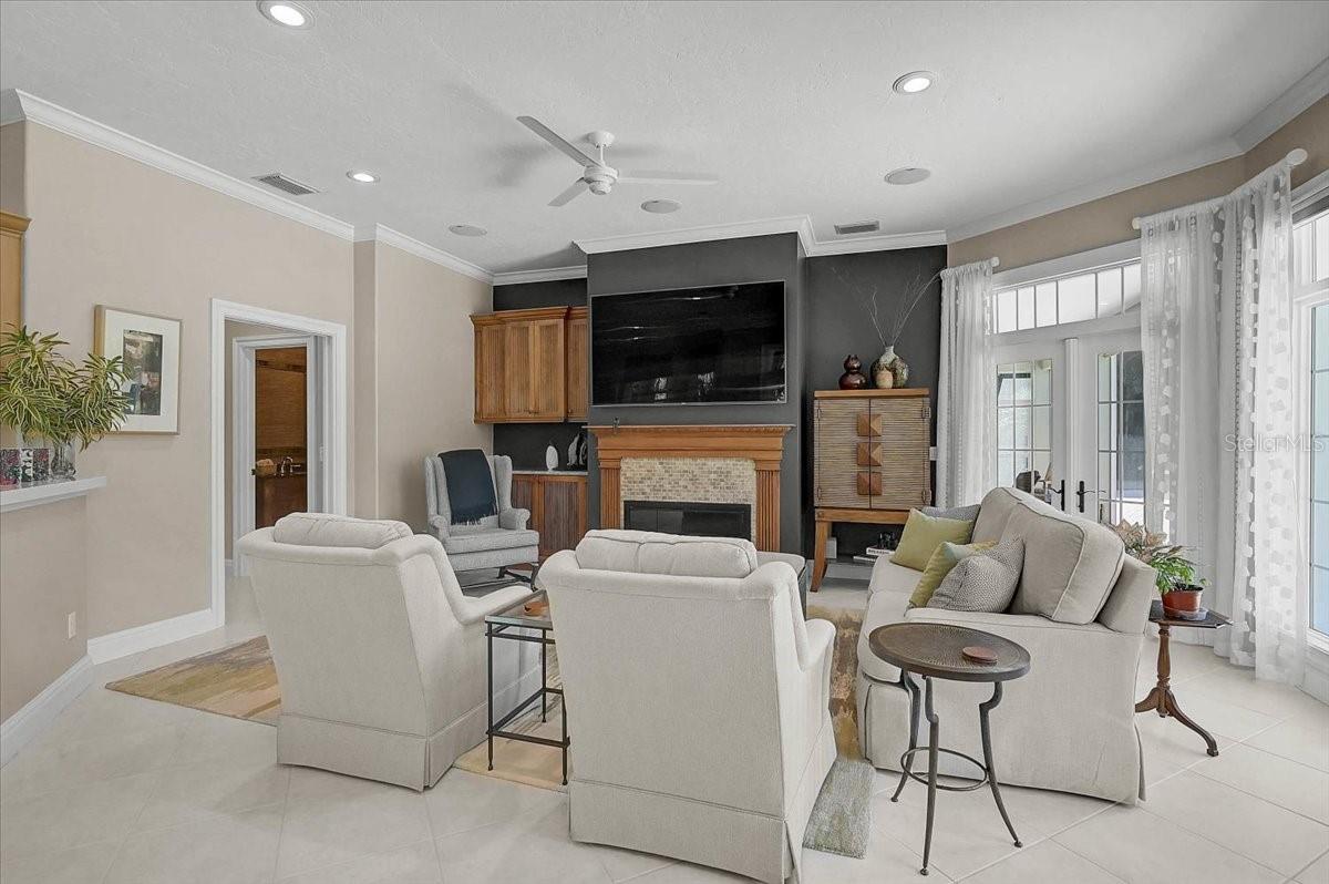 A4678423 Property Photo