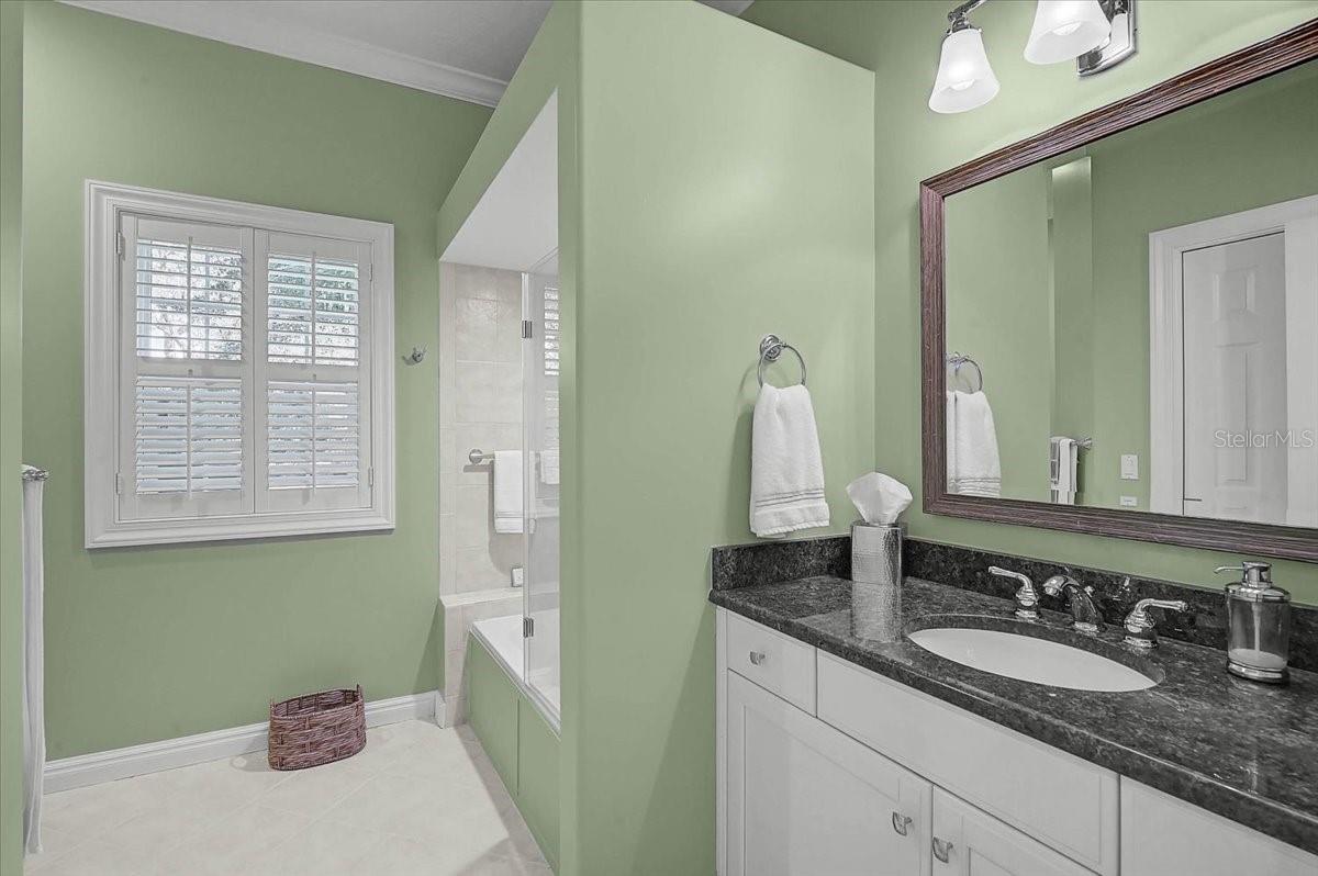 A4678423 Property Photo