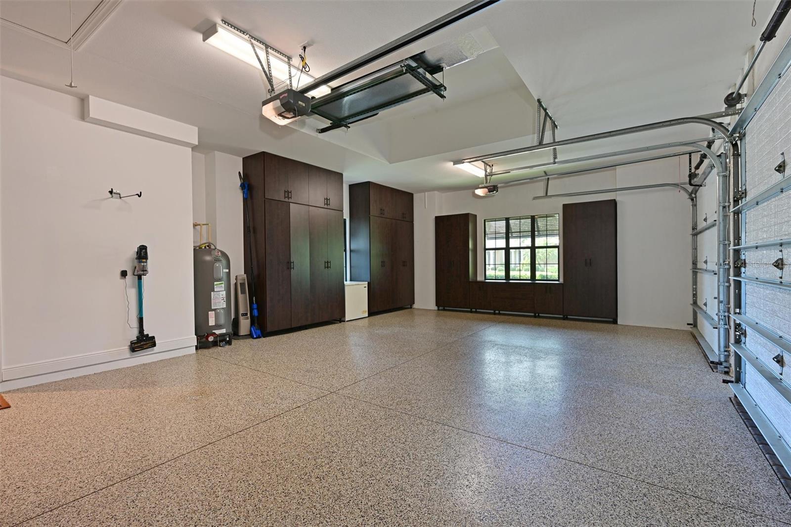 A4678448 Property Photo