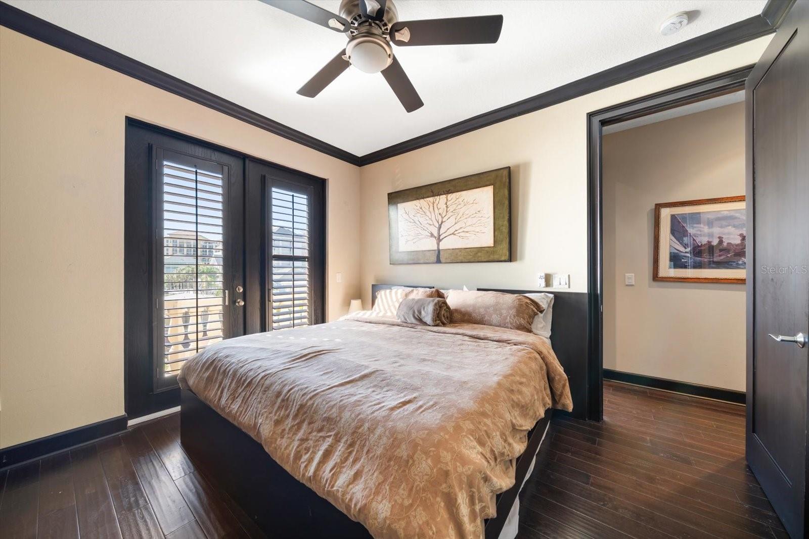 TB8464911 Property Photo