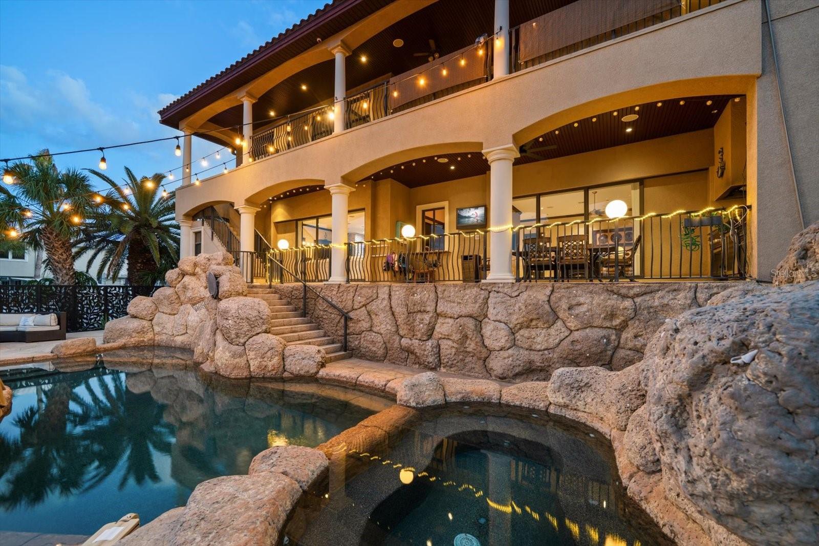 TB8464911 Property Photo