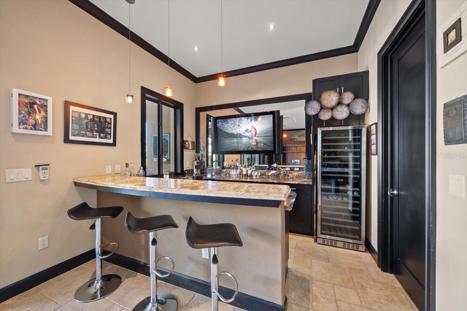 TB8464911 Property Photo