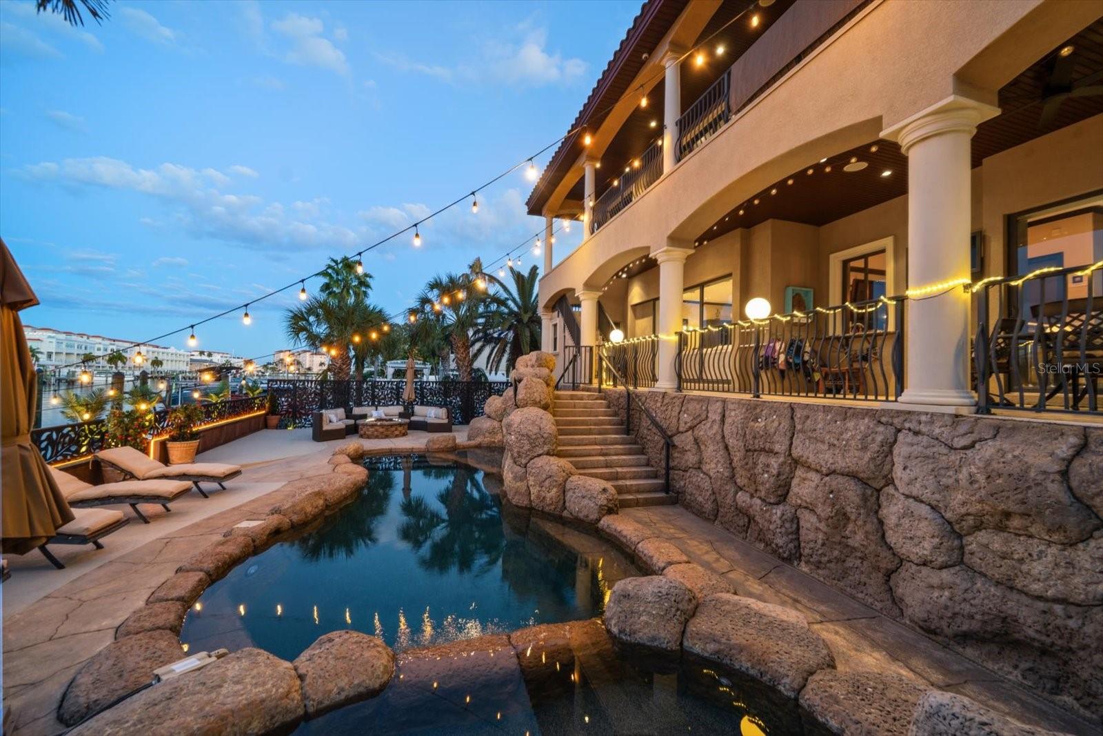 TB8464911 Property Photo