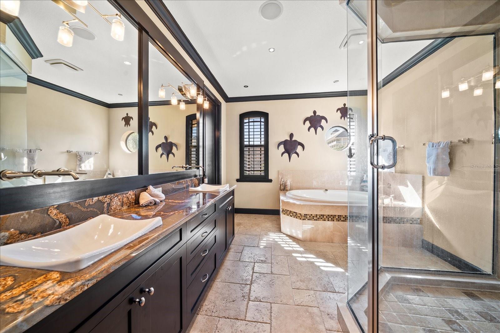 TB8464911 Property Photo