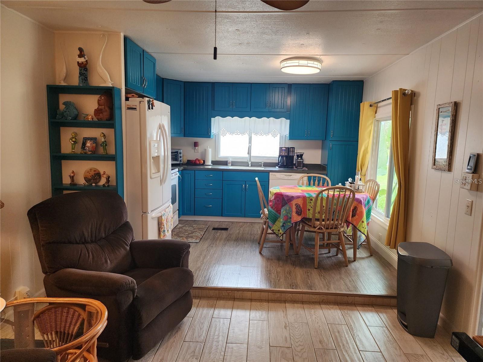 A4678453 Property Photo