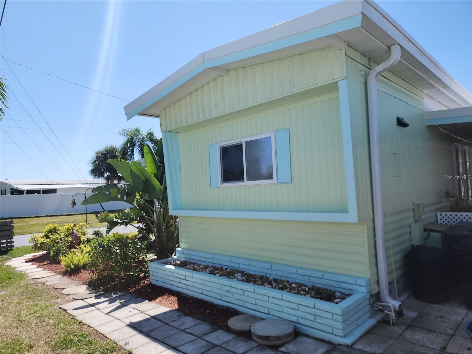 A4678453 Property Photo