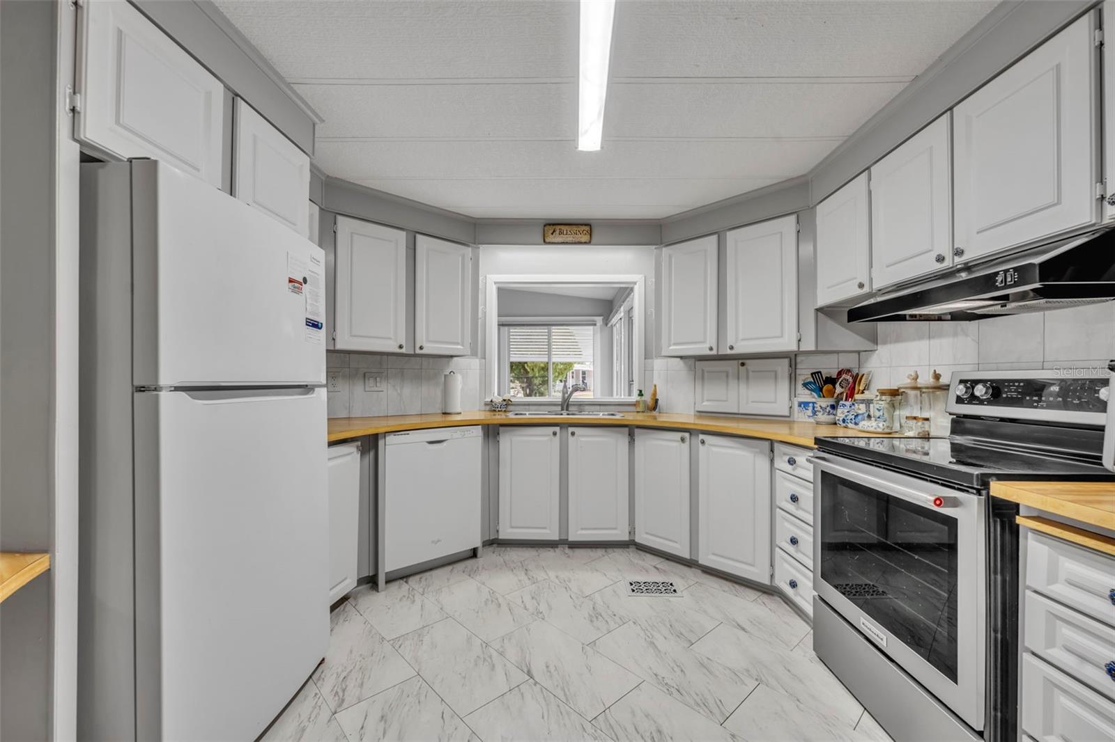 G5106773 Property Photo