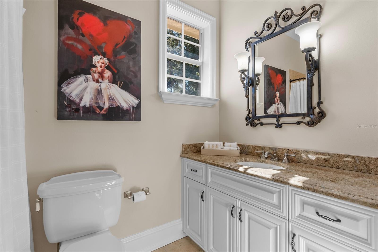 A4678455 Property Photo