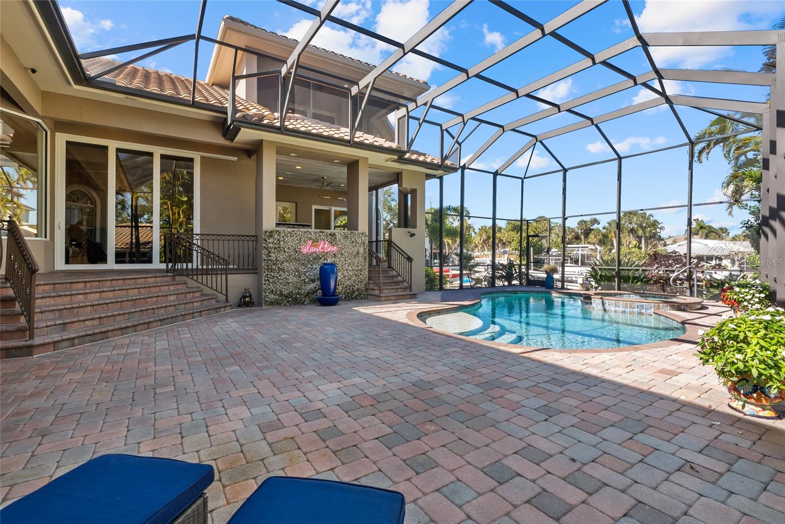 A4678455 Property Photo