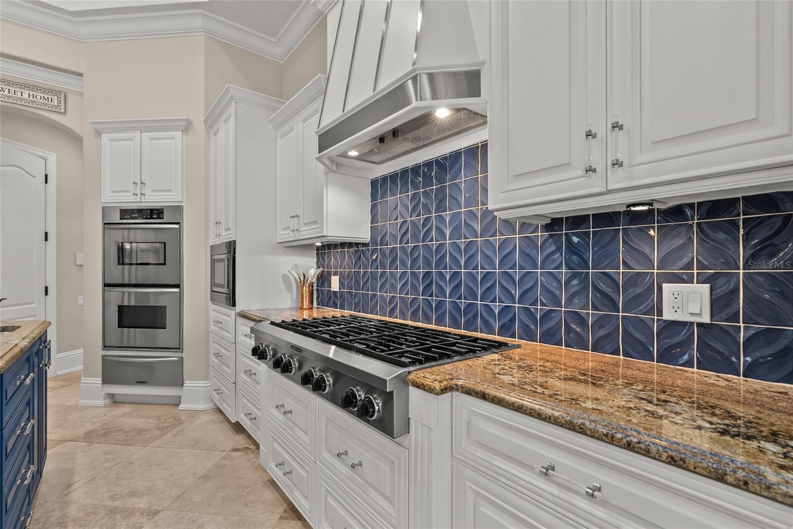 A4678455 Property Photo