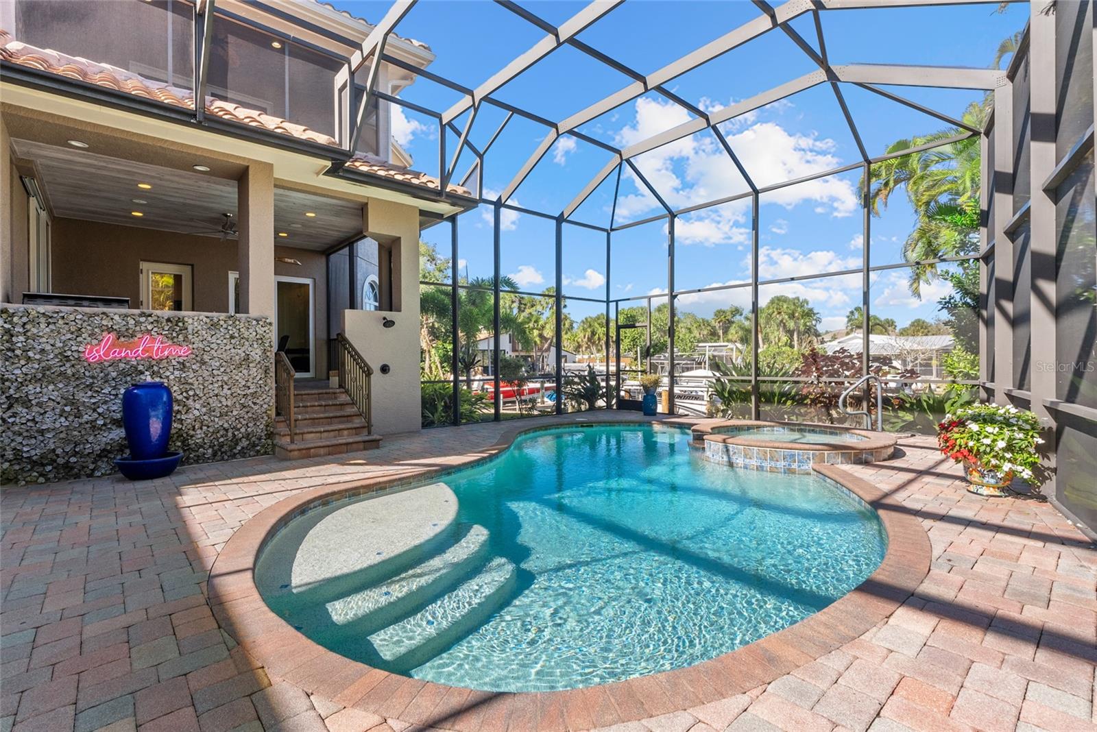 A4678455 Property Photo