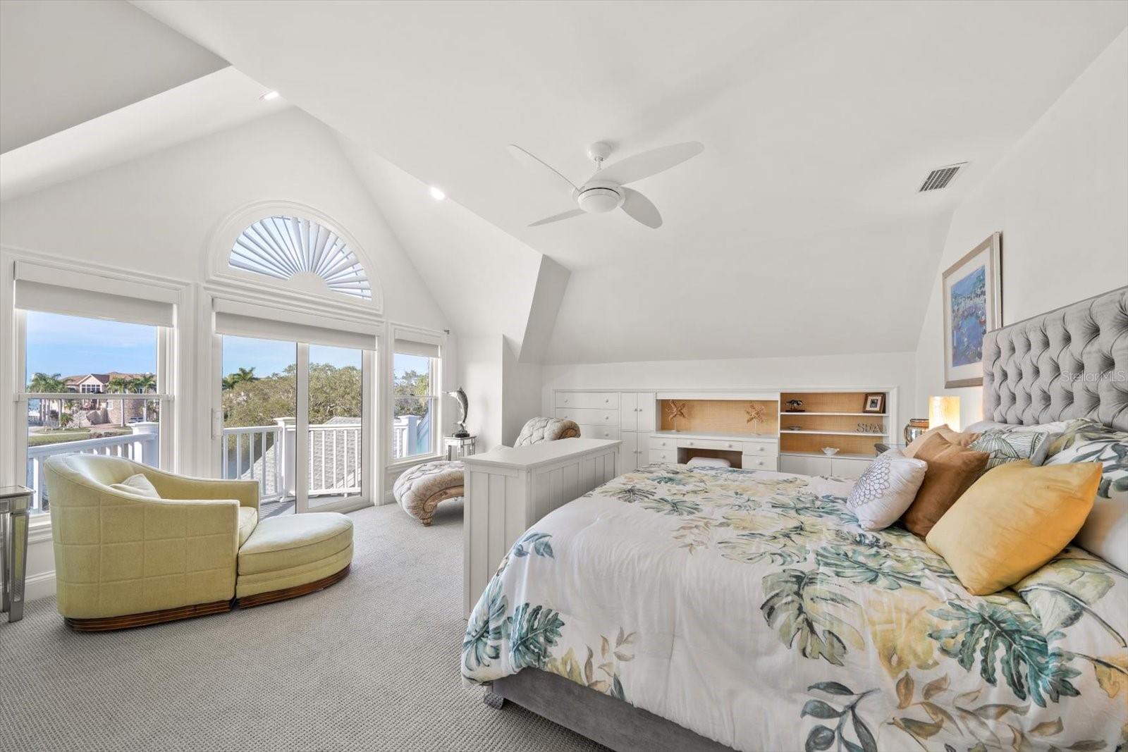 430 ST ANDREWS DR, BELLEAIR, FL, 33756