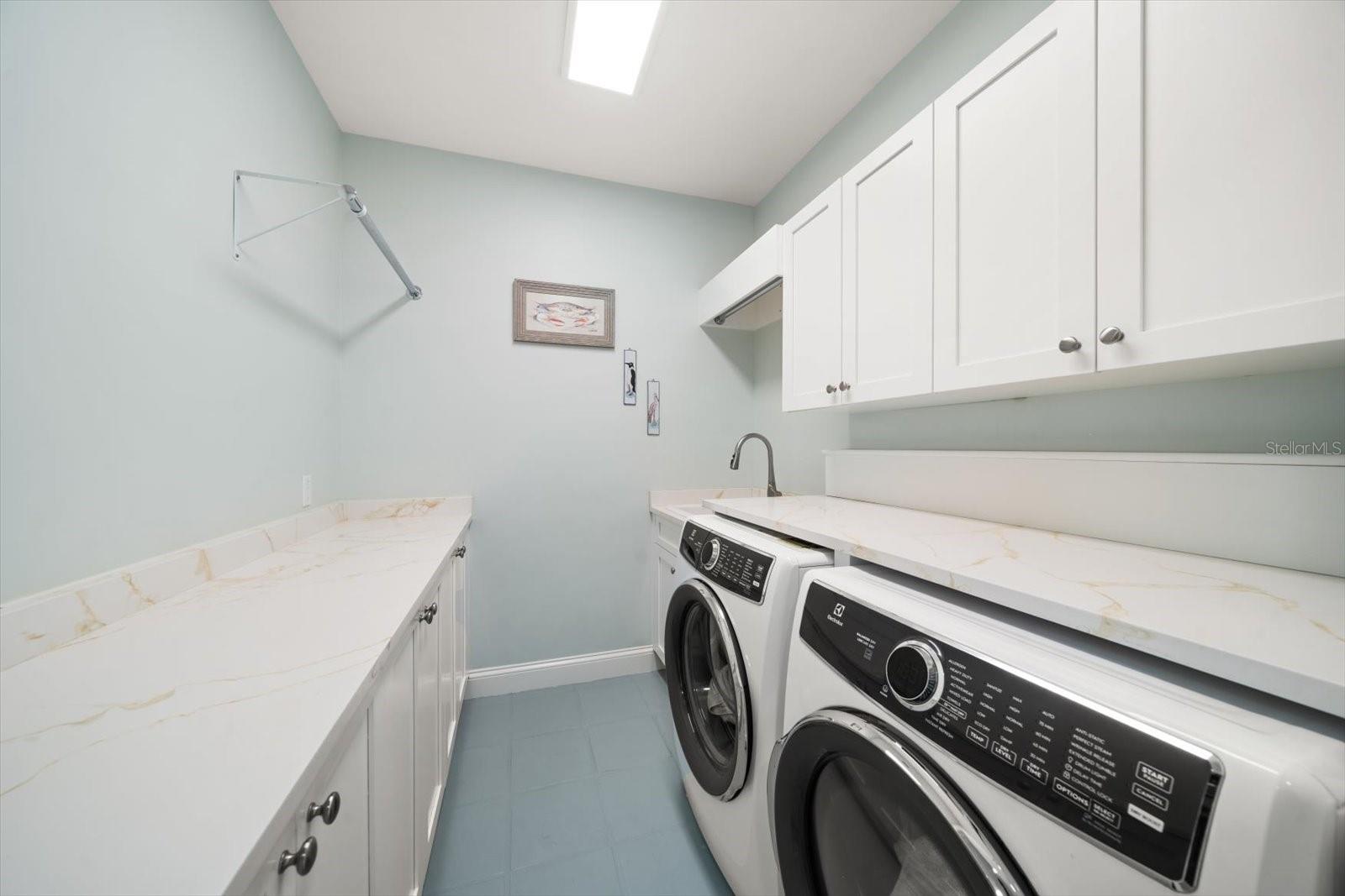 430 ST ANDREWS DR, BELLEAIR, FL, 33756