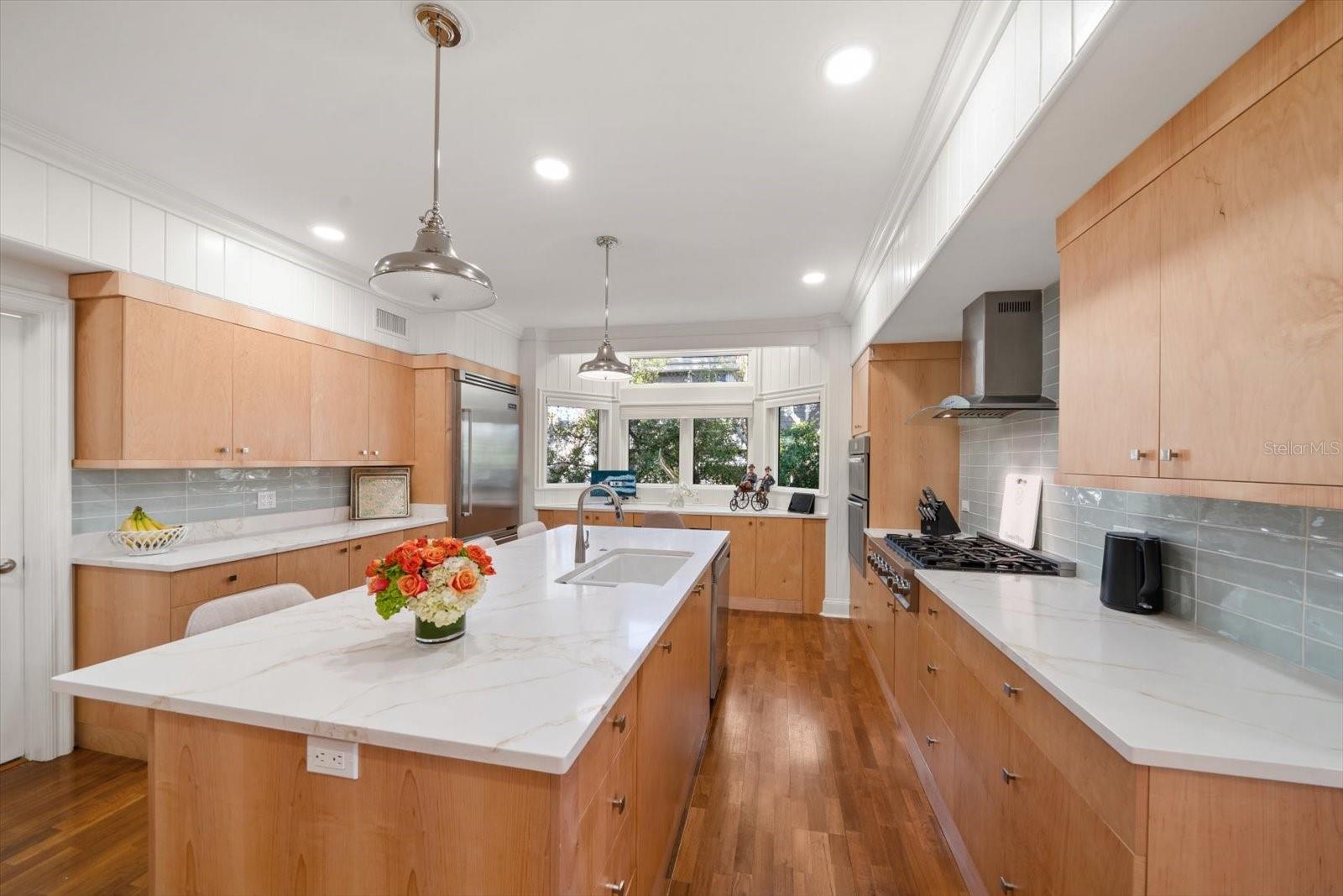 430 ST ANDREWS DR, BELLEAIR, FL, 33756