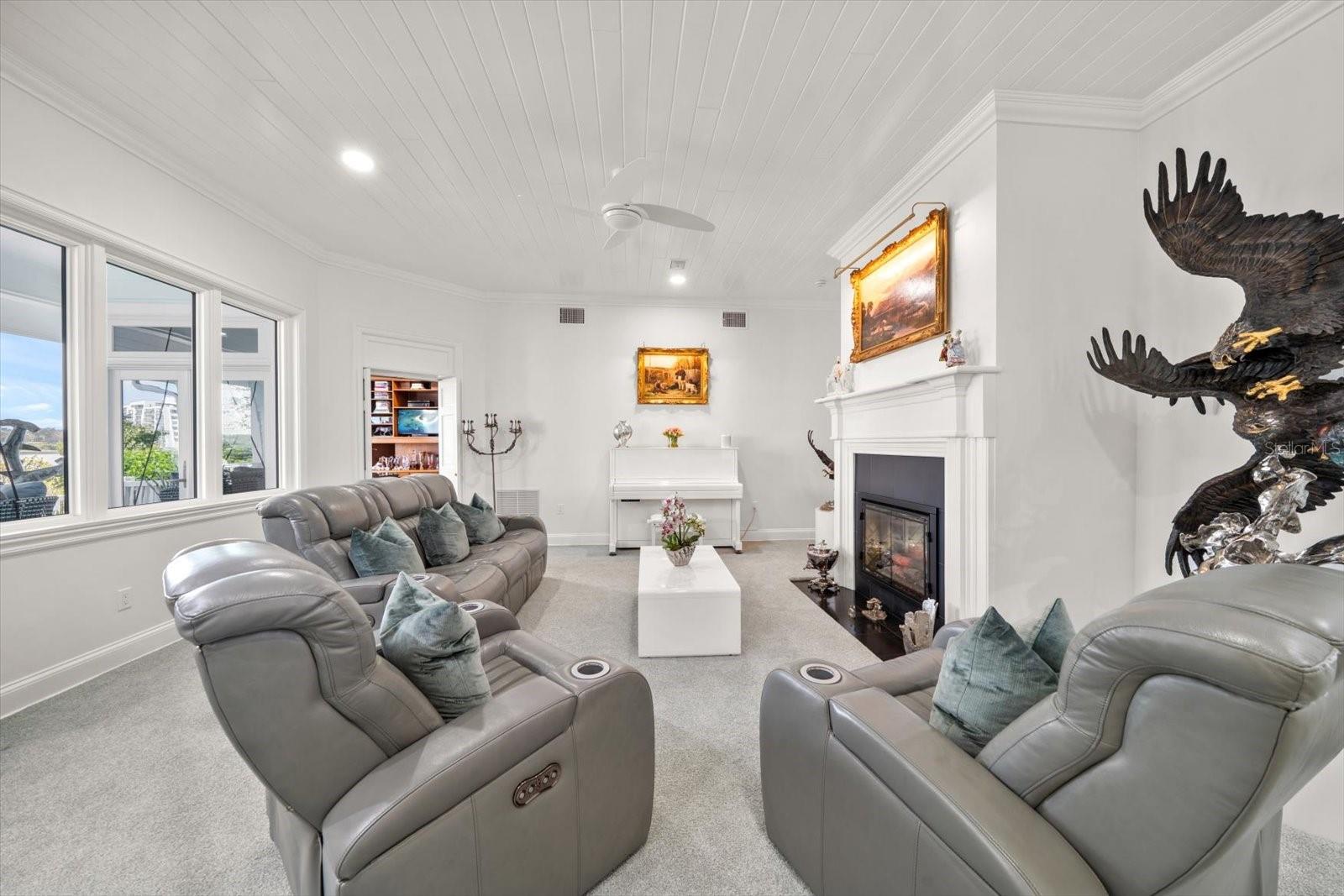 430 ST ANDREWS DR, BELLEAIR, FL, 33756