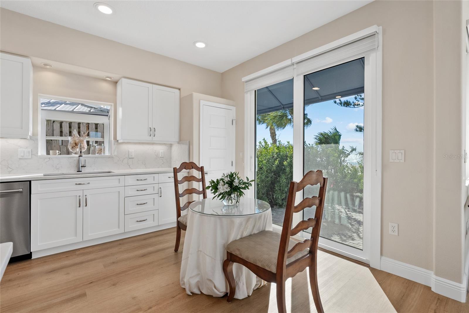 A4678476 Property Photo