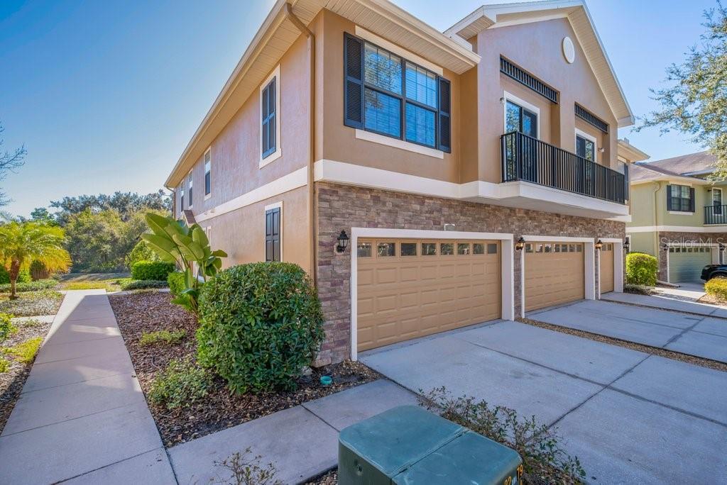 3 beds / 2.5 baths / 2 car garage