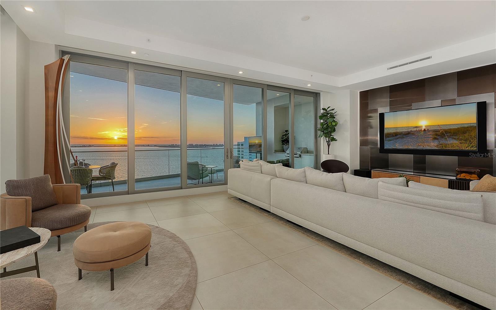 A4678497 Property Photo