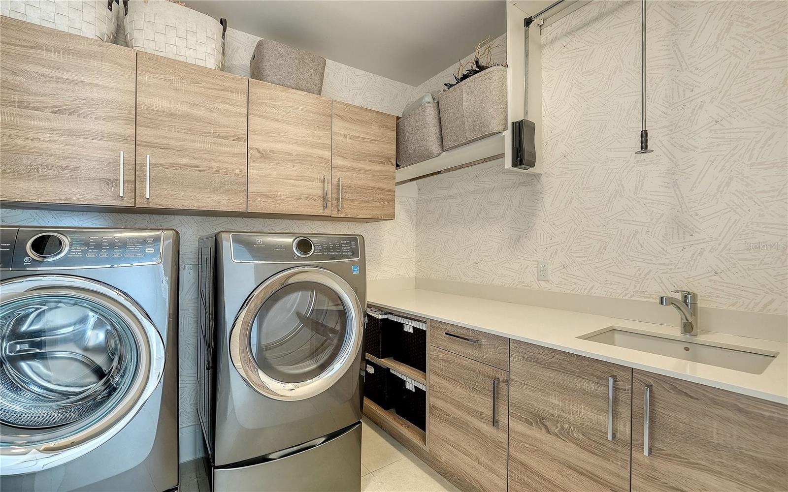 A4678497 Property Photo