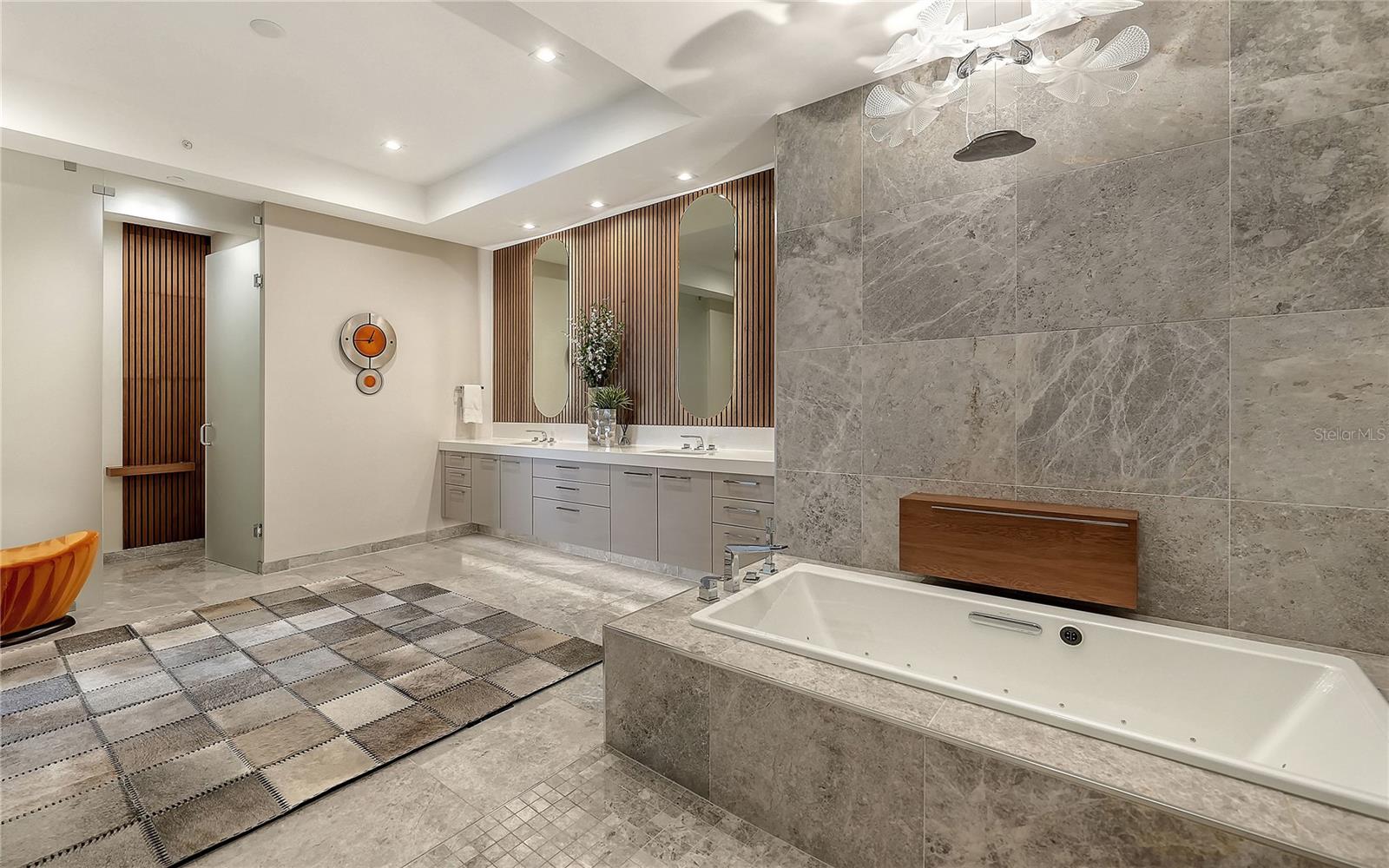 A4678497 Property Photo