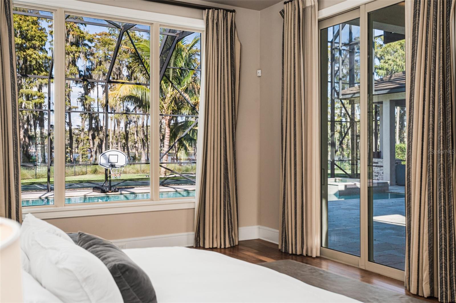 O6374125 Property Photo