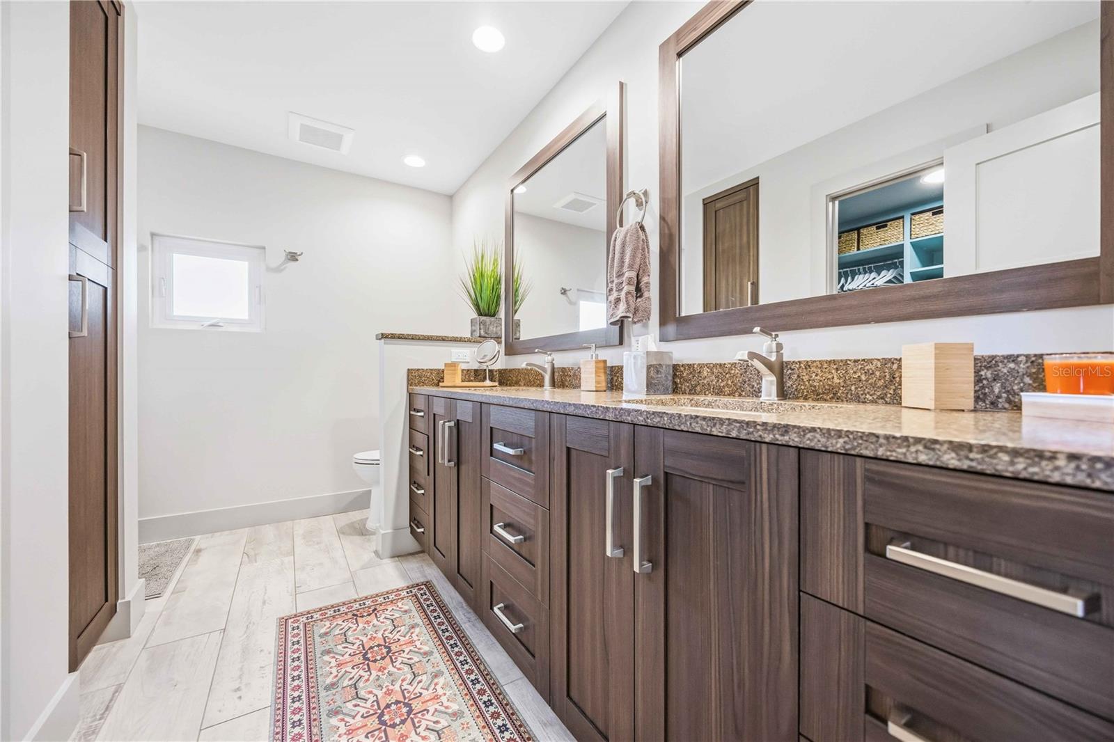 2117 RIVIERA DR, SARASOTA, FL, 34232