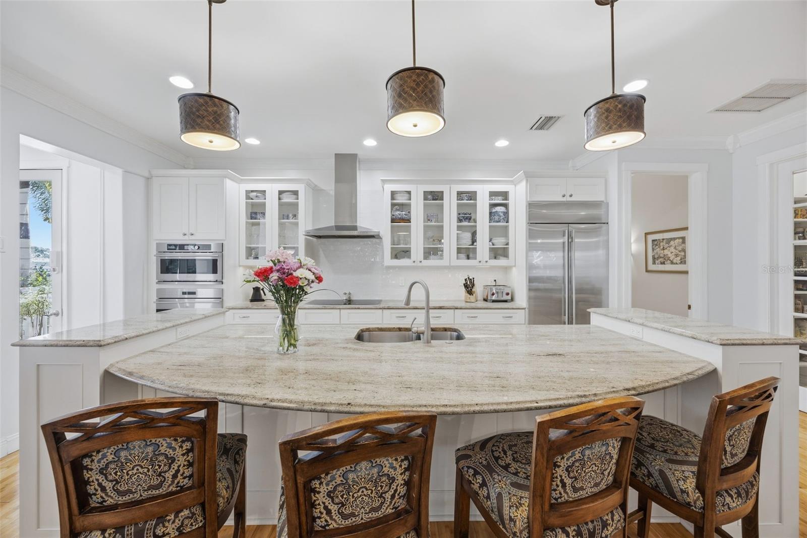 1407 N BAYSHORE DR, SAFETY HARBOR, FL, 34695