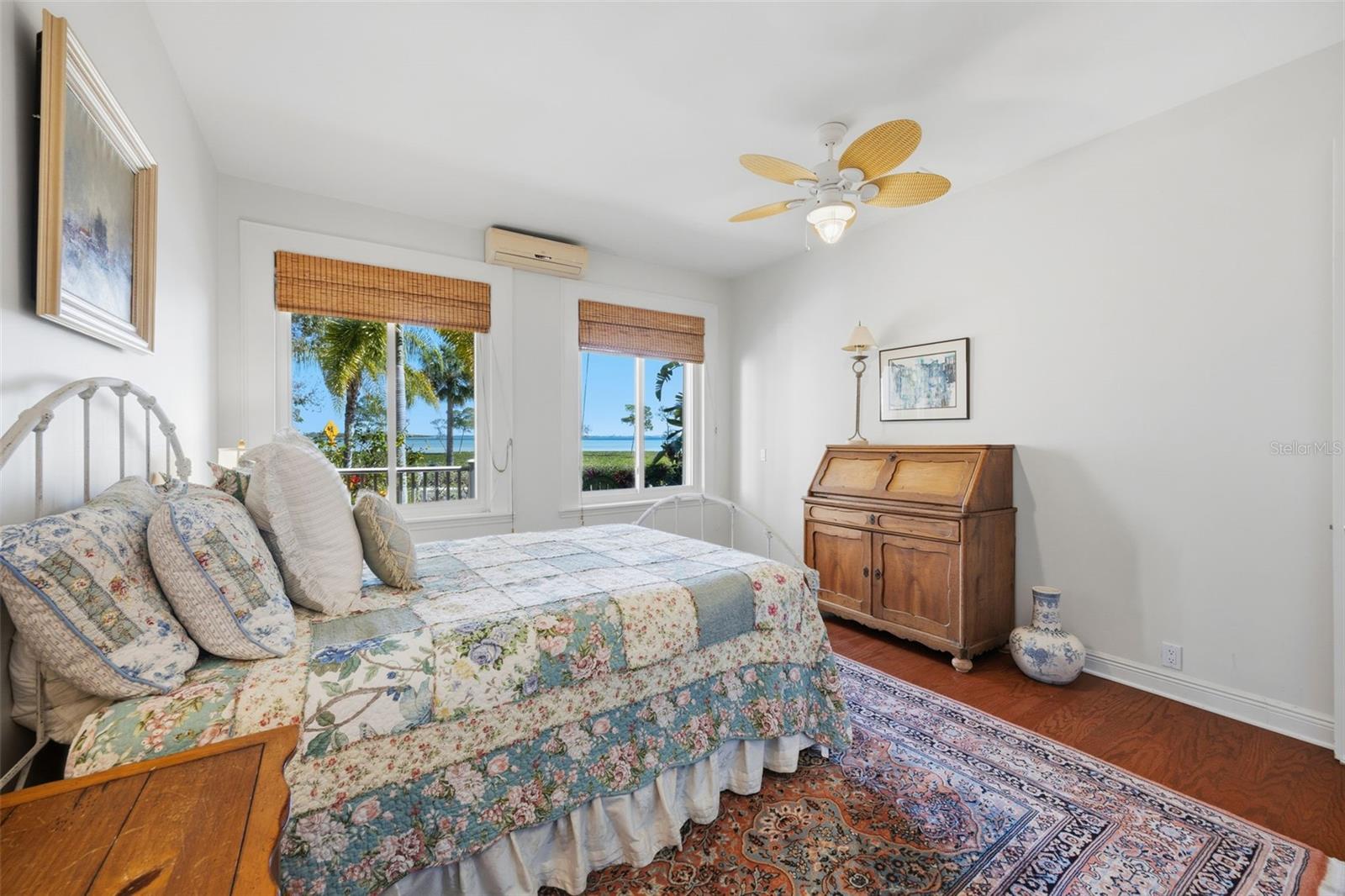 1407 N BAYSHORE DR, SAFETY HARBOR, FL, 34695