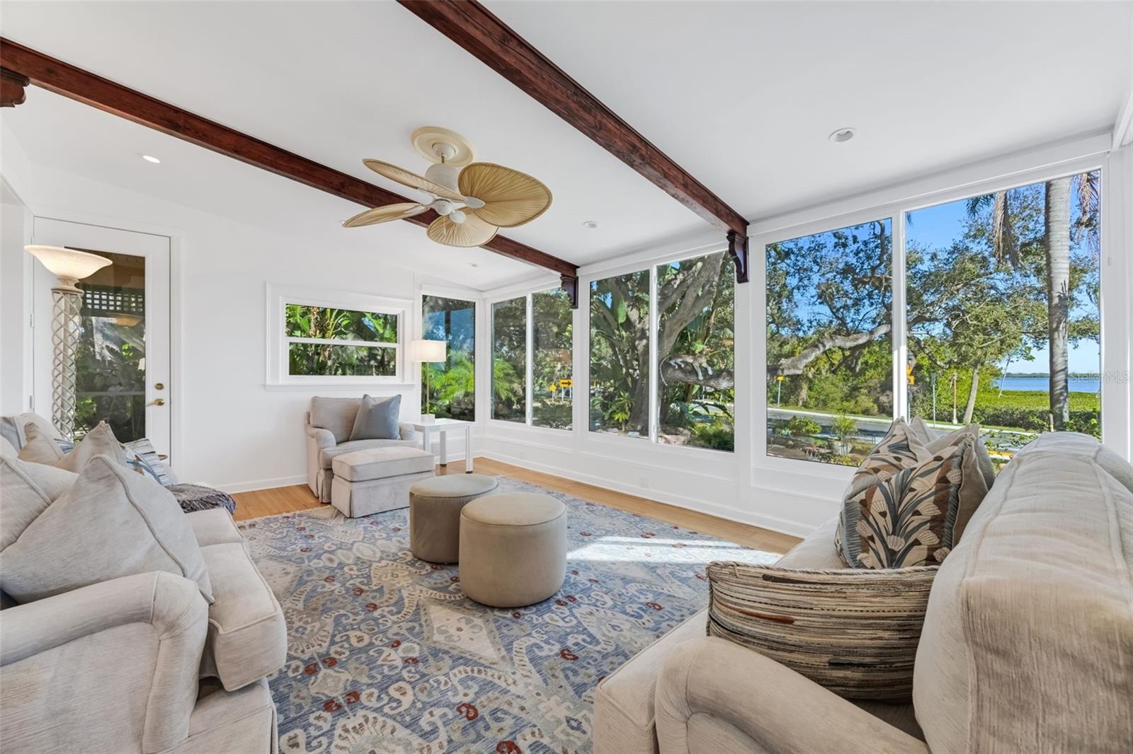 1407 N BAYSHORE DR, SAFETY HARBOR, FL, 34695