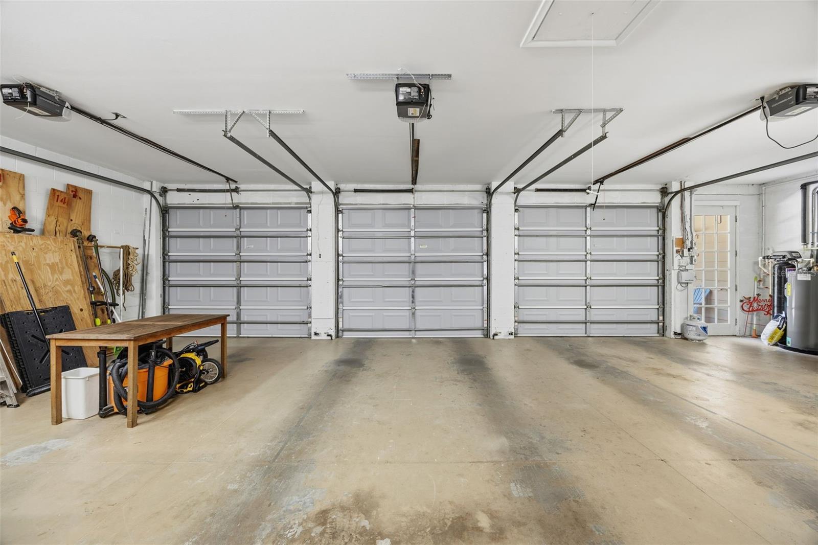 1407 N BAYSHORE DR, SAFETY HARBOR, FL, 34695