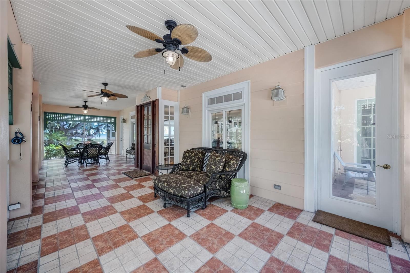 1407 N BAYSHORE DR, SAFETY HARBOR, FL, 34695