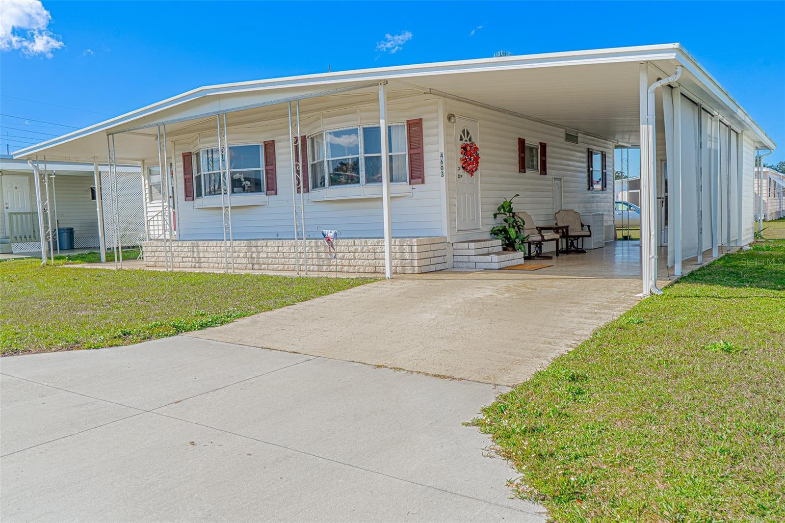 TB8465090 Property Photo