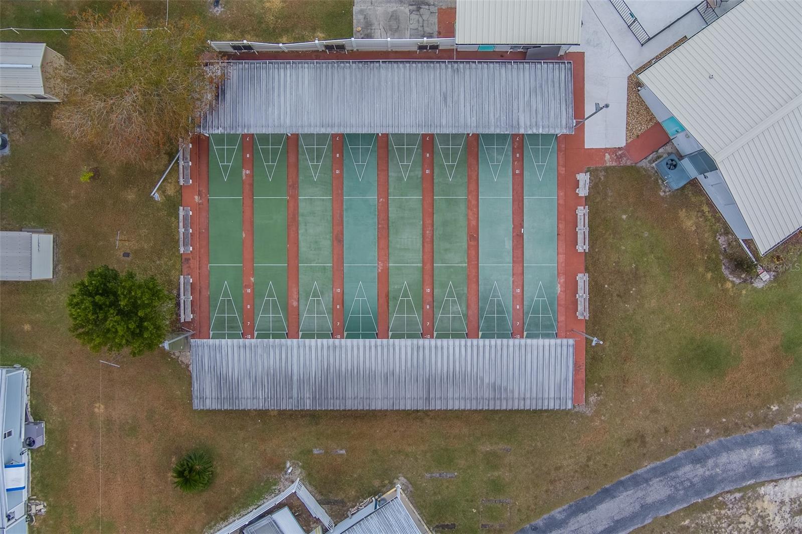 TB8465090 Property Photo