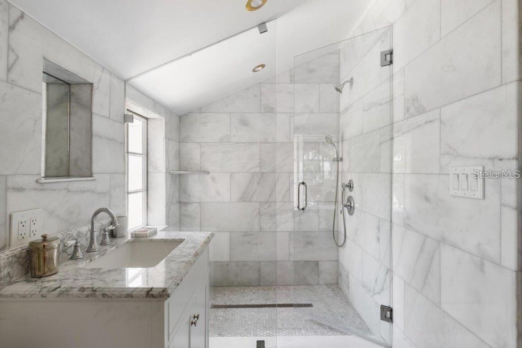 A4678538 Property Photo