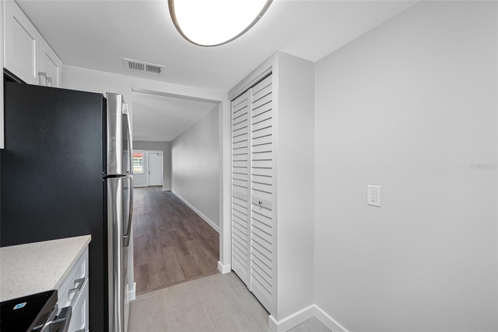 TB8465153 Property Photo