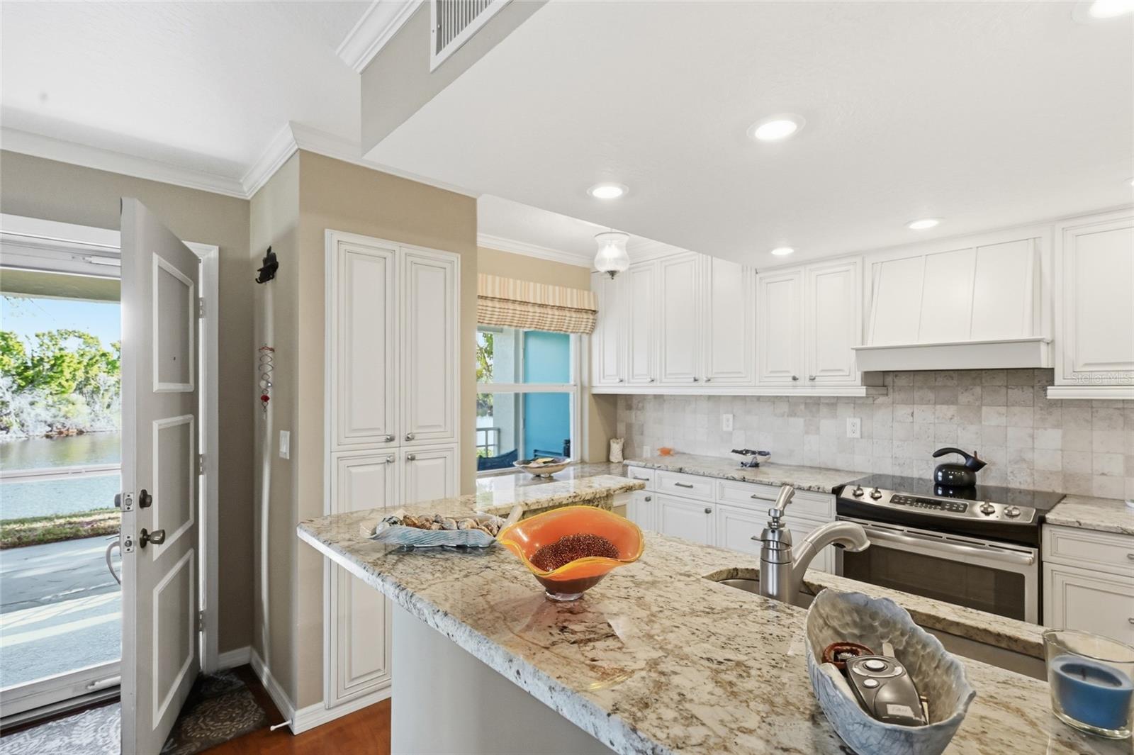 321 108TH ST W #120, BRADENTON, FL, 34209