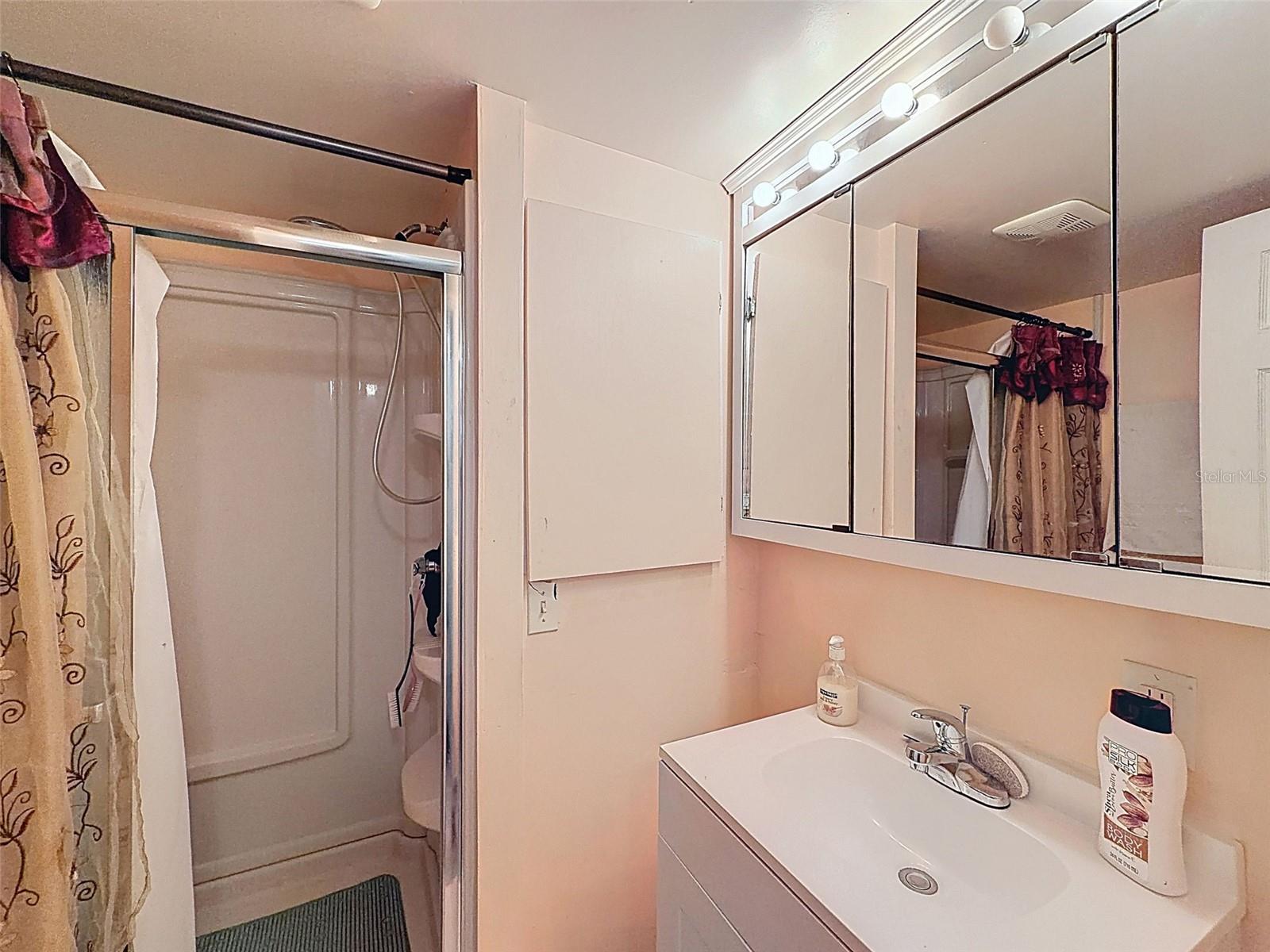 L4958622 Property Photo