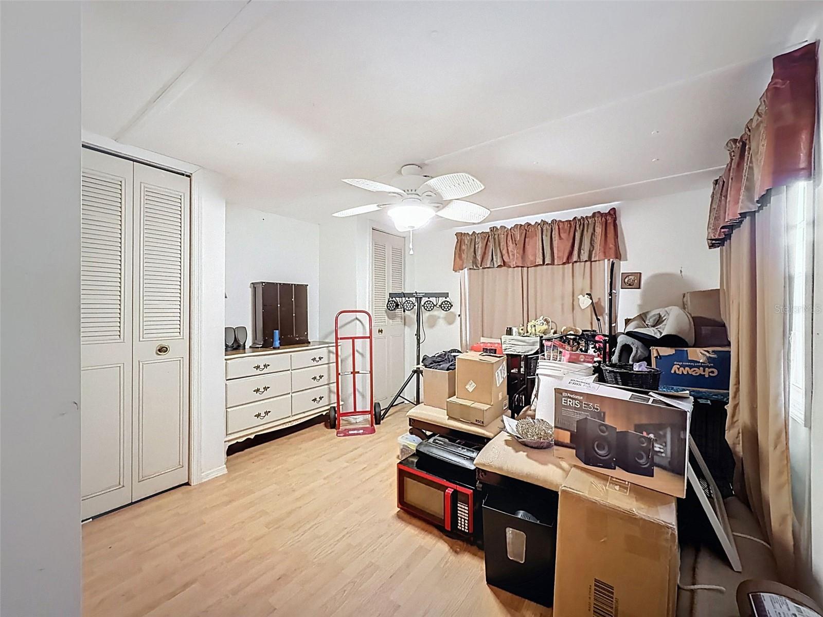 L4958622 Property Photo